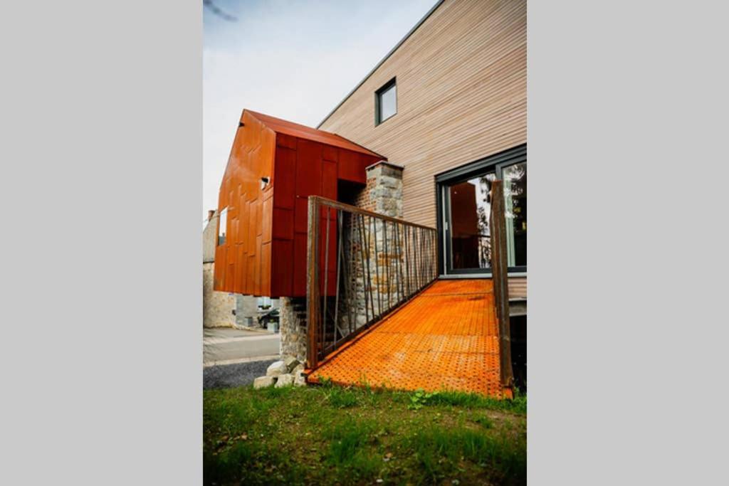 Amazon Corten Marche-en-Famenne Exterior photo